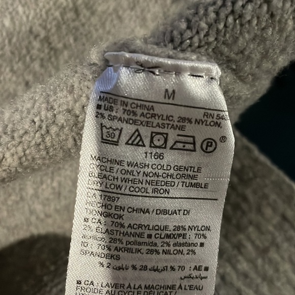 Old Navy Cardigan - Medium - Picture 5 of 5